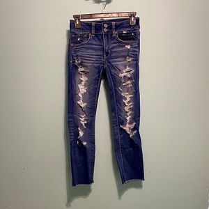 AE Ripped, Cropped Jeans